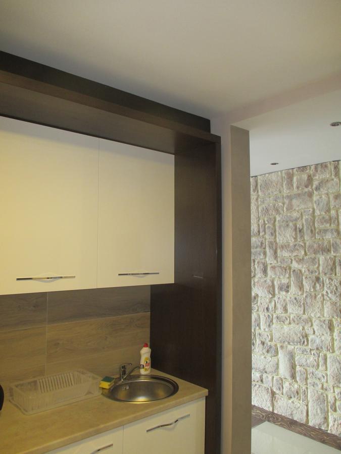 Genex Apartment *